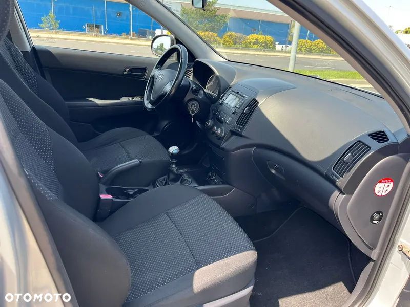 Hyundai i30 1.4 Comfort - 7