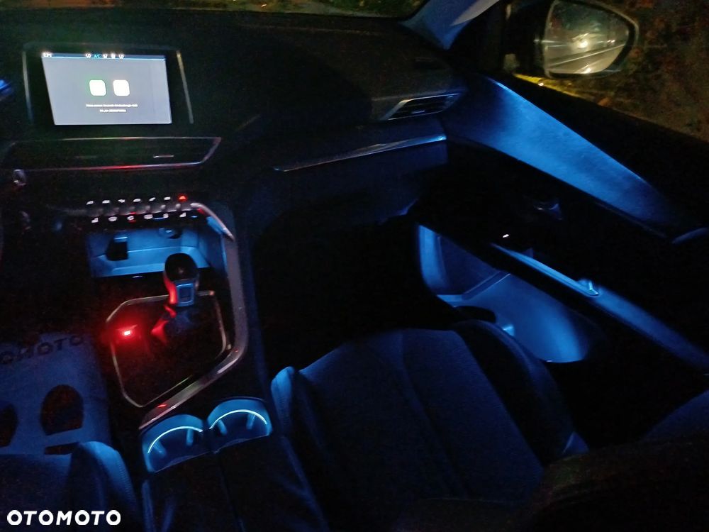 Peugeot 5008 BlueHDi 120 Allure - 29