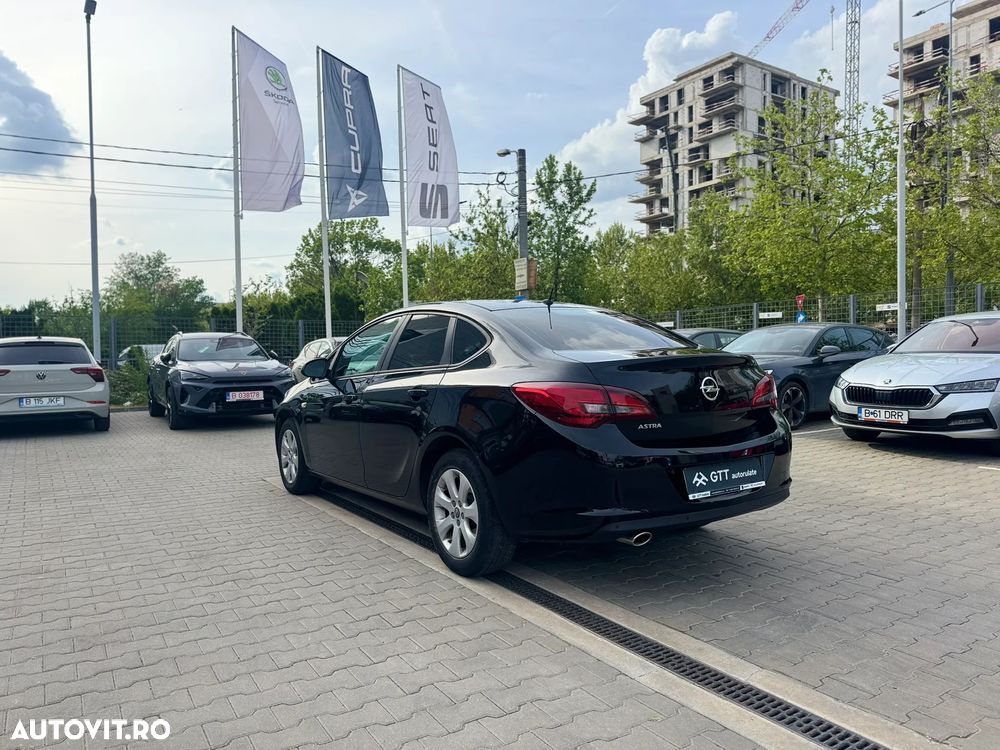 Opel Astra 1.4 Turbo ECOTEC Start/Stop Enjoy - 4