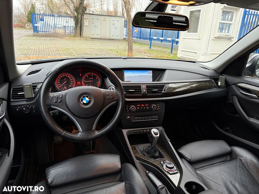 BMW X1 xDrive20d - 8