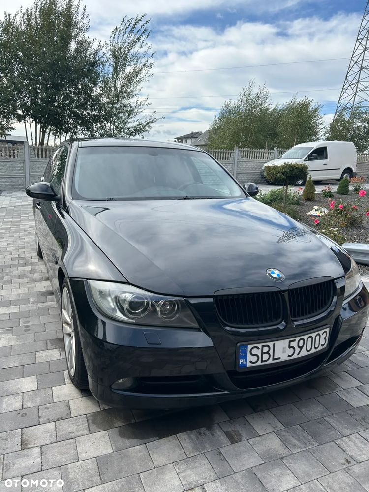 BMW Seria 3 318i Touring - 6