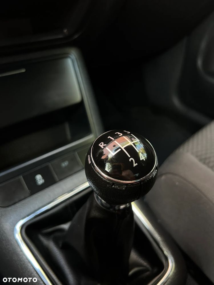 Volkswagen Golf Plus - 26