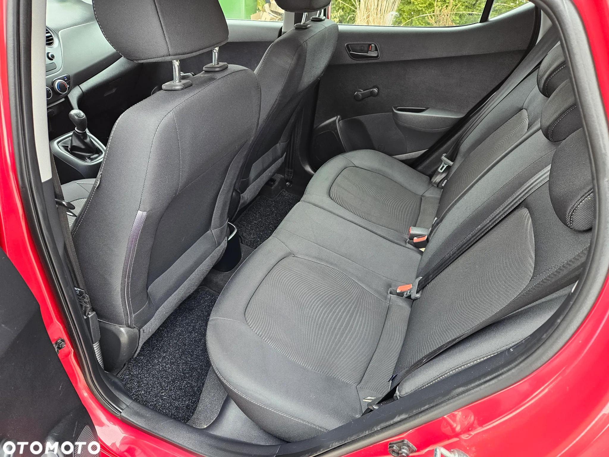 Hyundai i10 - 12