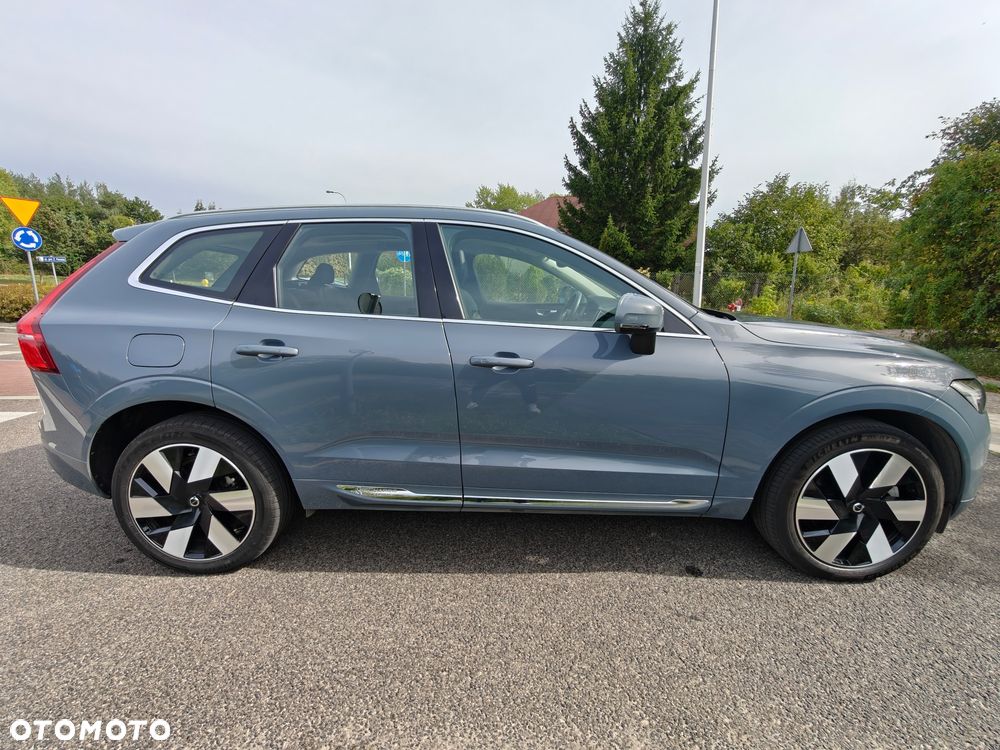 Volvo XC 60 T8 AWD Recharge Ultimate Bright - 4