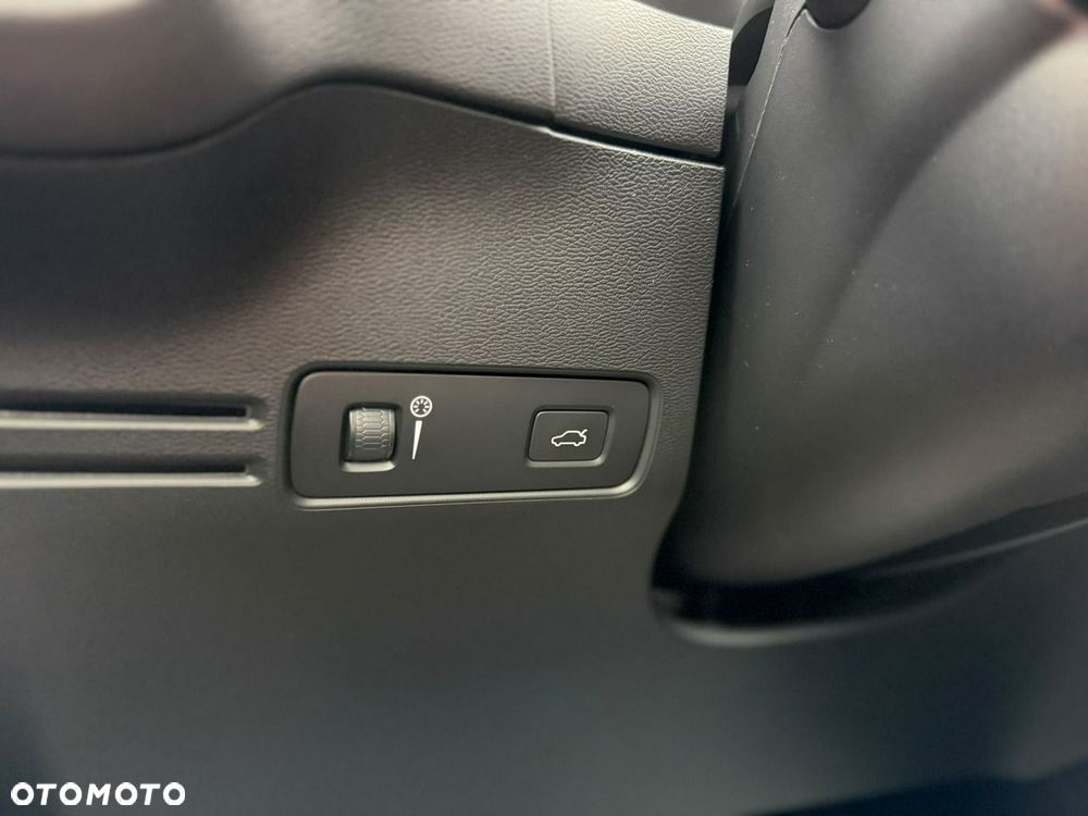 Volvo XC 40 - 38