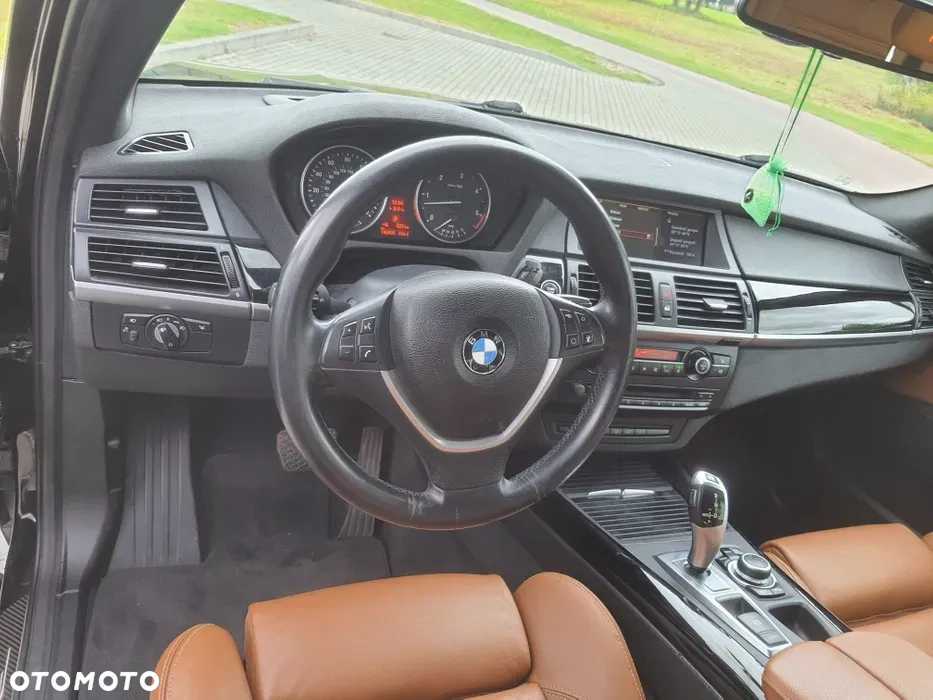 BMW X5 - 11
