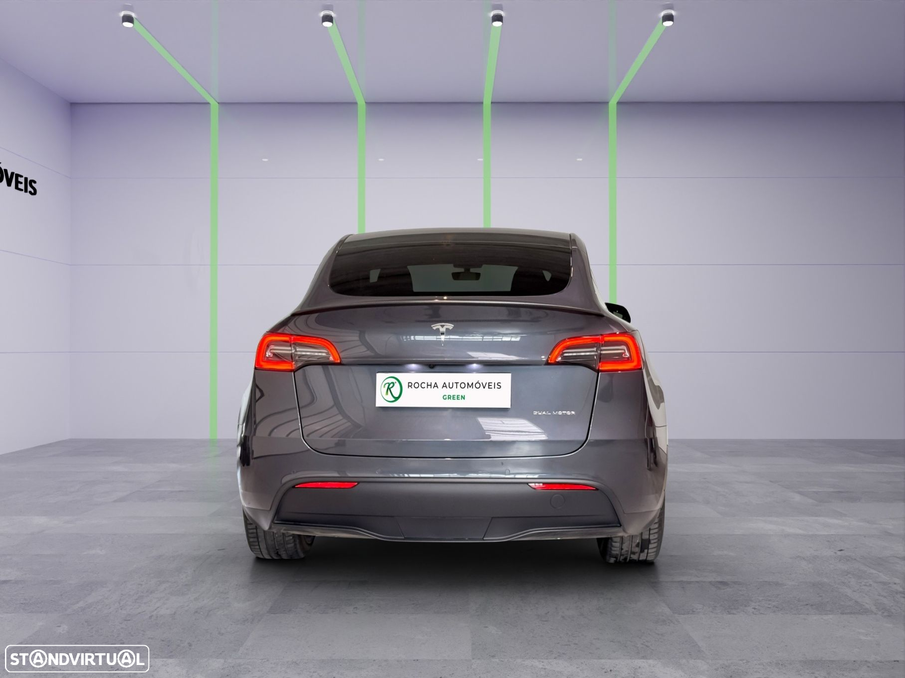Tesla Model Y Long Range Dual Motor AWD - 4