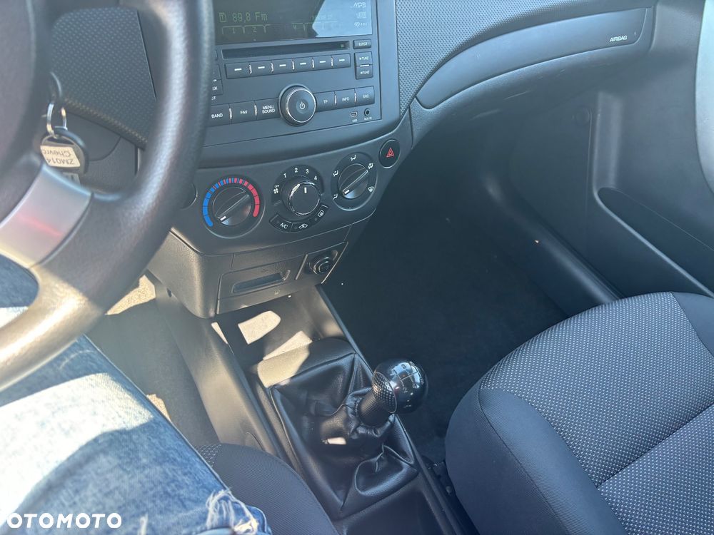 Chevrolet Aveo 1.2 16V LS - 33