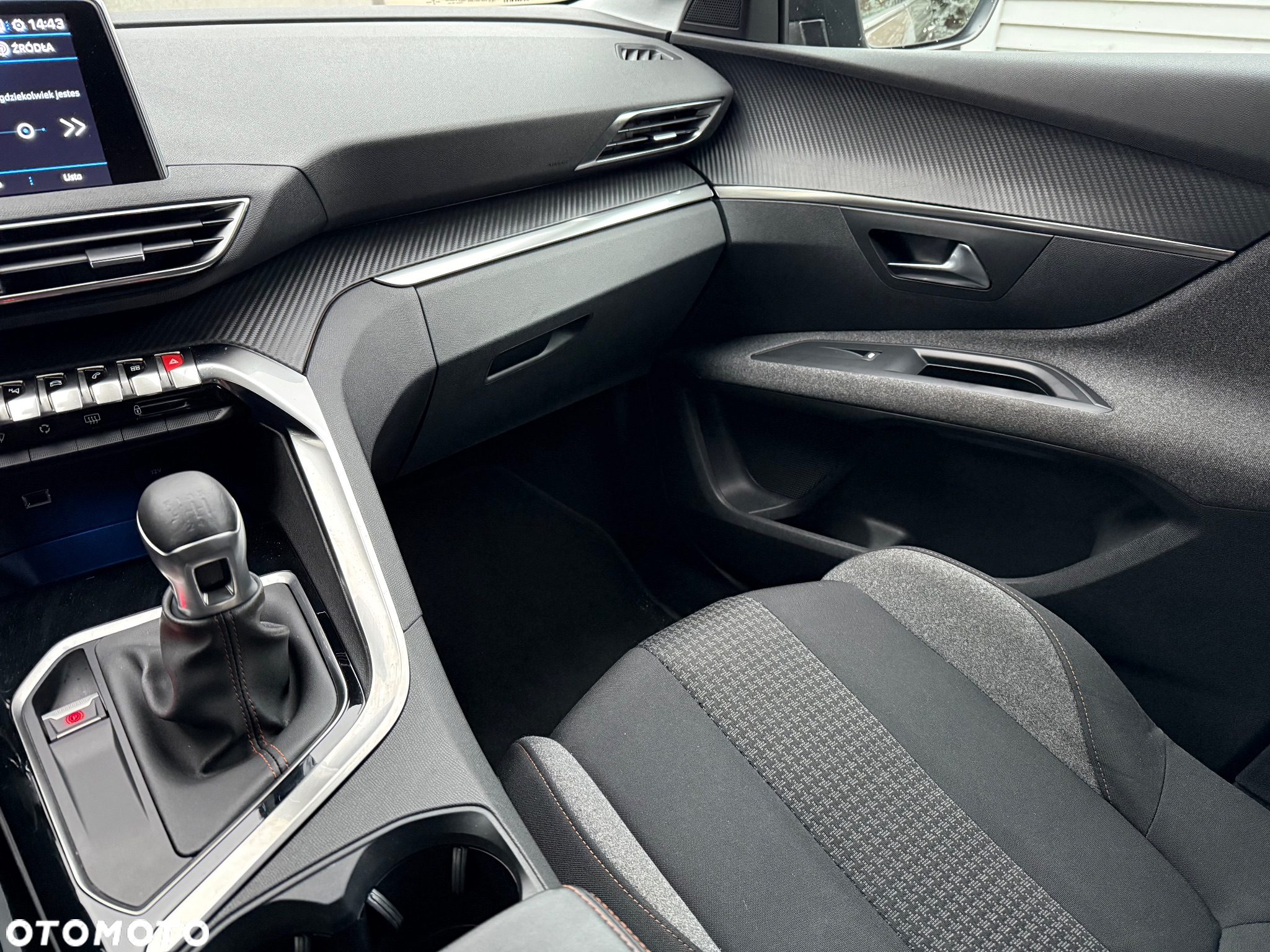 Peugeot 5008 - 21