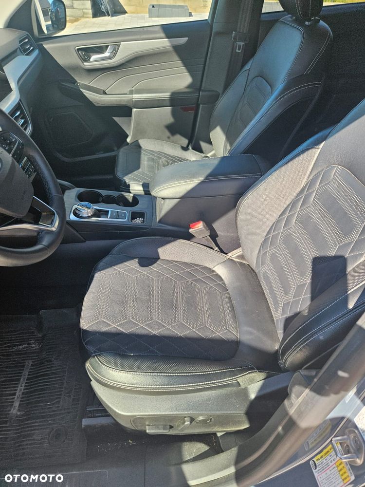Ford Escape - 10