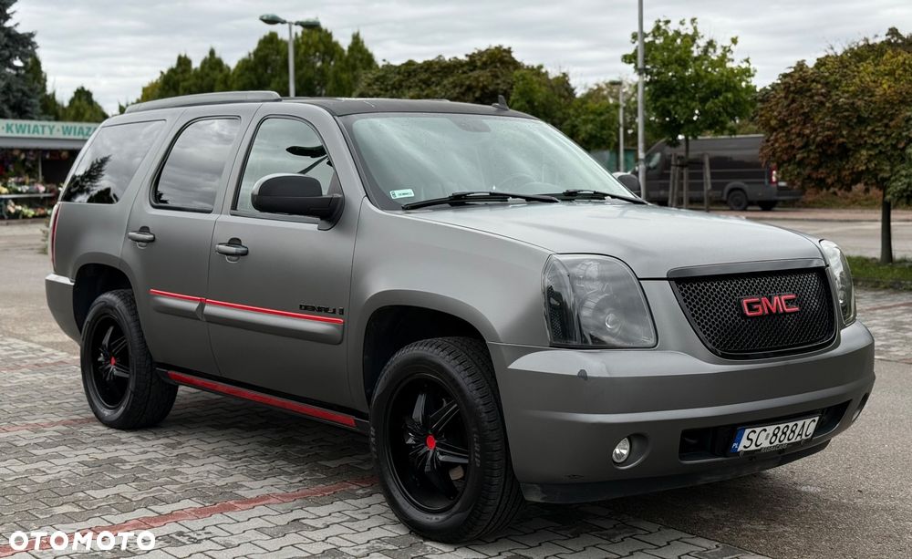GMC Yukon Denali 6.2 - 9
