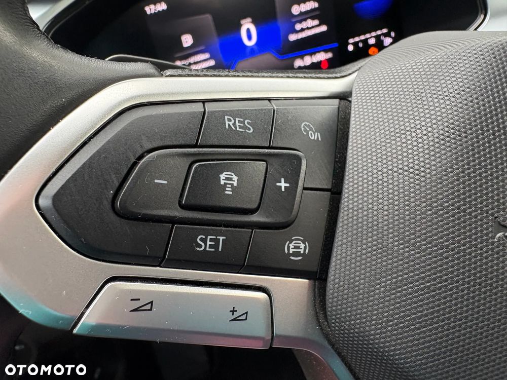 Volkswagen T-Roc 1.5 TSI Life DSG - 11