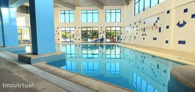 T1 em Condomínio com Piscinas e Jacuzzi – Arrendamento Temporário ( - Grande imagem: 5/10