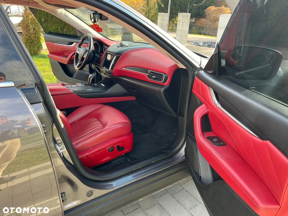 Maserati Levante Granlusso - 20