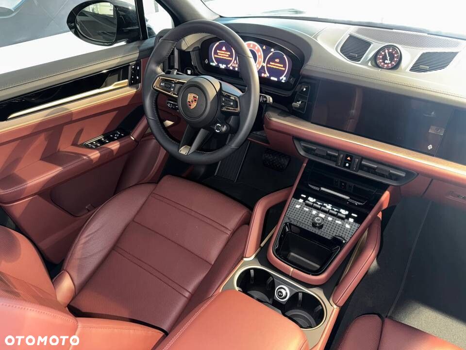 Porsche Cayenne - 11