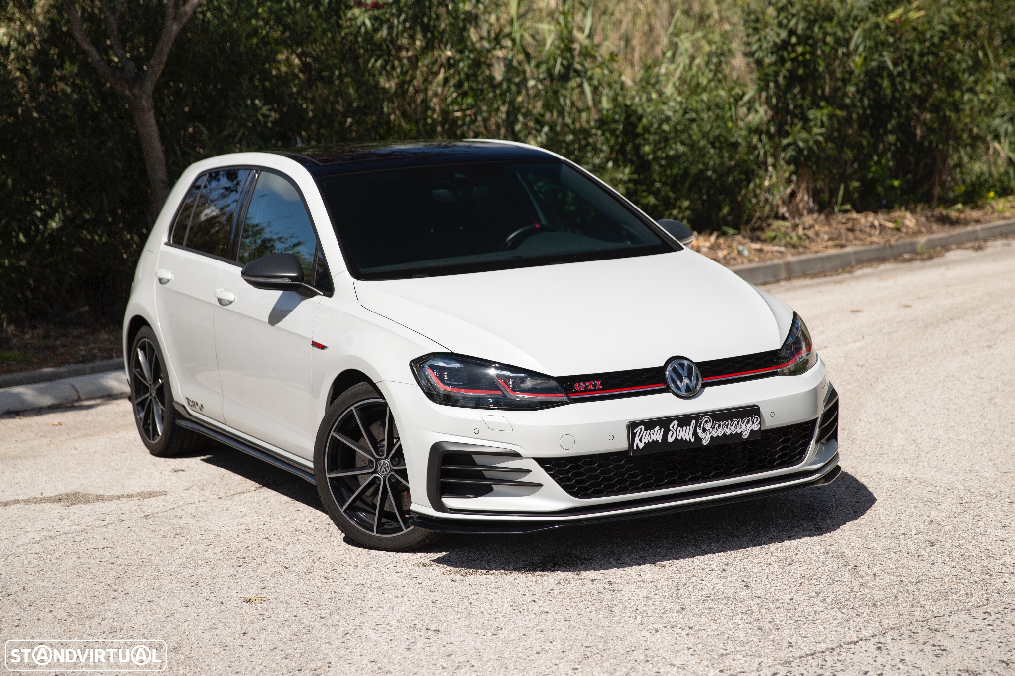 VW Golf 2.0 TSI GTi TCR DSG - 2