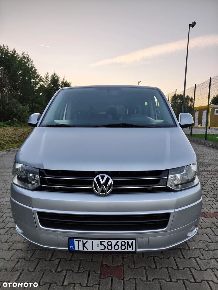 Volkswagen Caravelle - 2