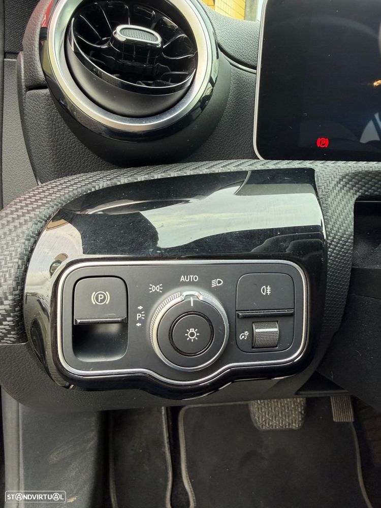 Mercedes-Benz A 250 - 16