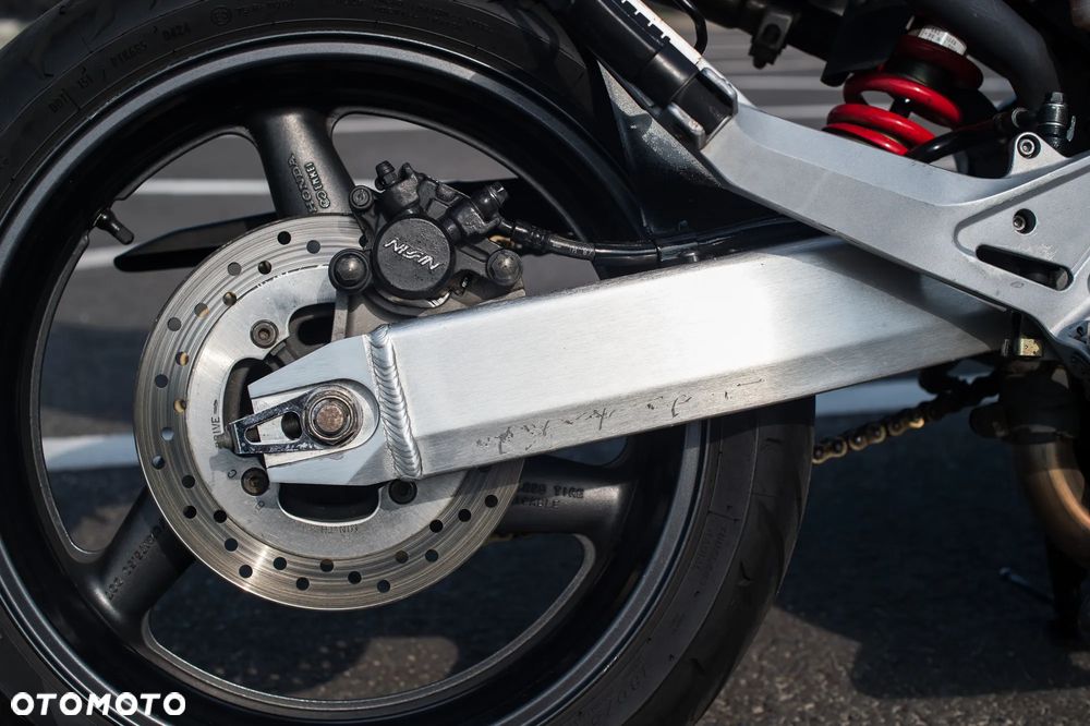 Honda Hornet - 5