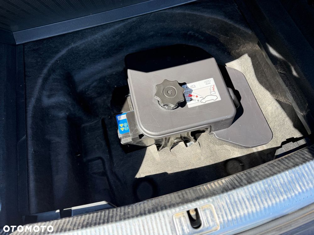 Audi A4 Avant 2.0 TDI DPF Ambition - 32