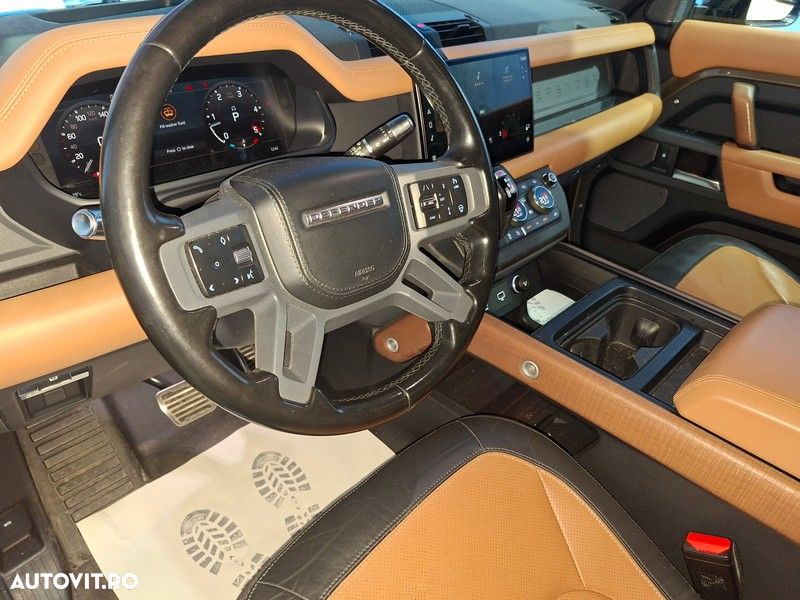 Land Rover Defender - 10