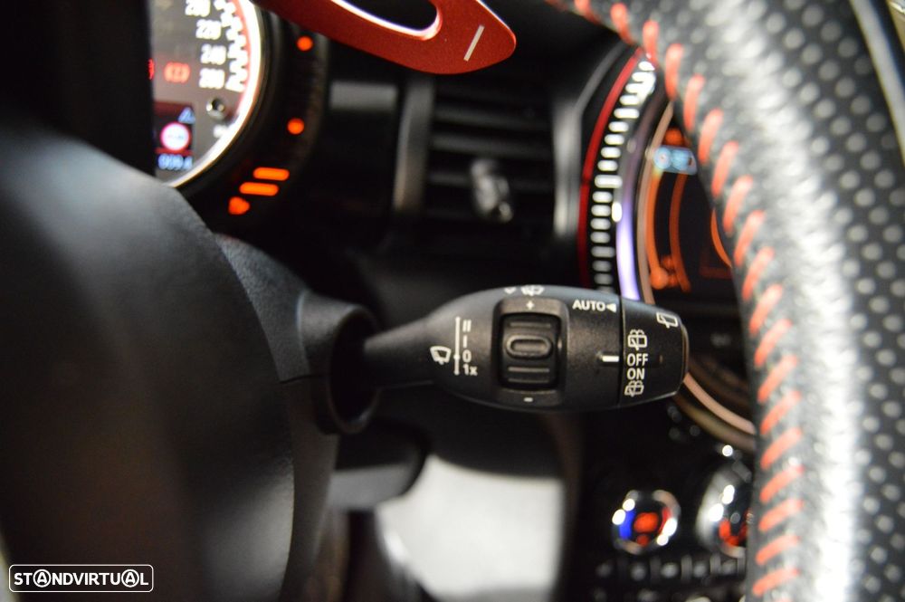 MINI 3 Portas John Cooper Works Auto Desportiva - 43