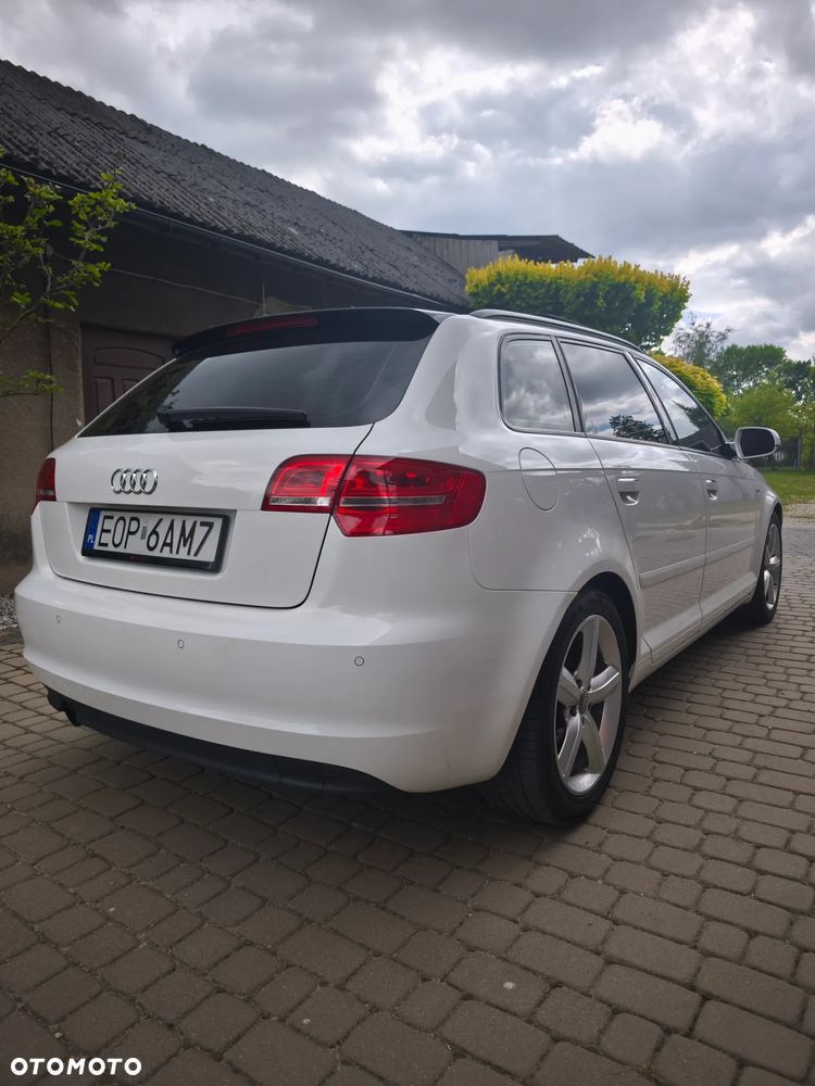 Audi A3 Sportback 2.0 TDI DPF S line Sportpaket - 7