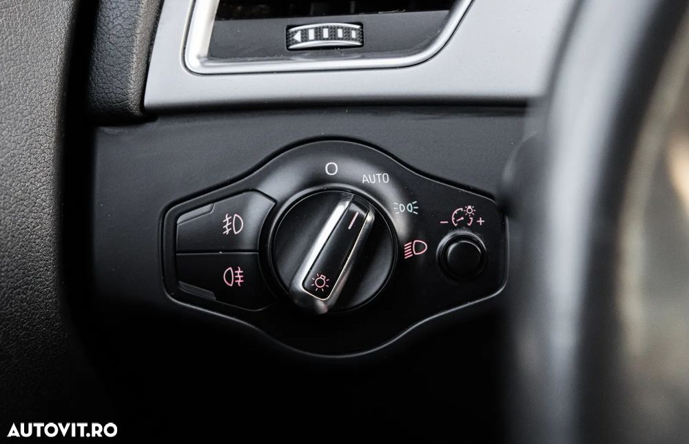Audi A4 2.0 TDI S tronic quattro - 18