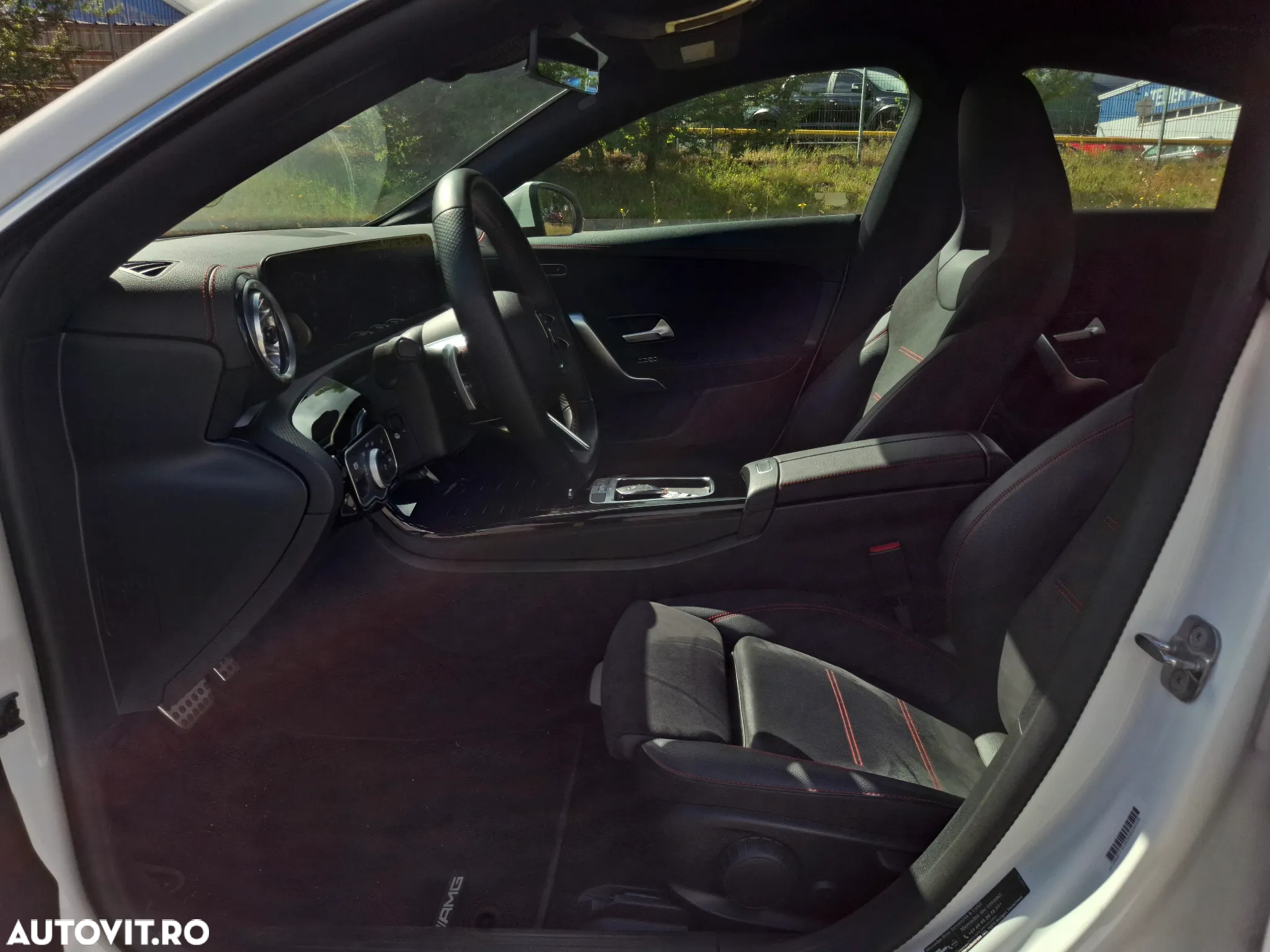 Mercedes-Benz CLA - 10