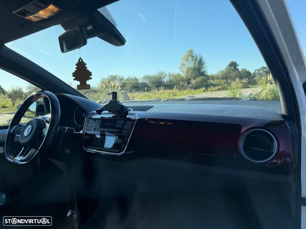 VW Up! GTI - 26