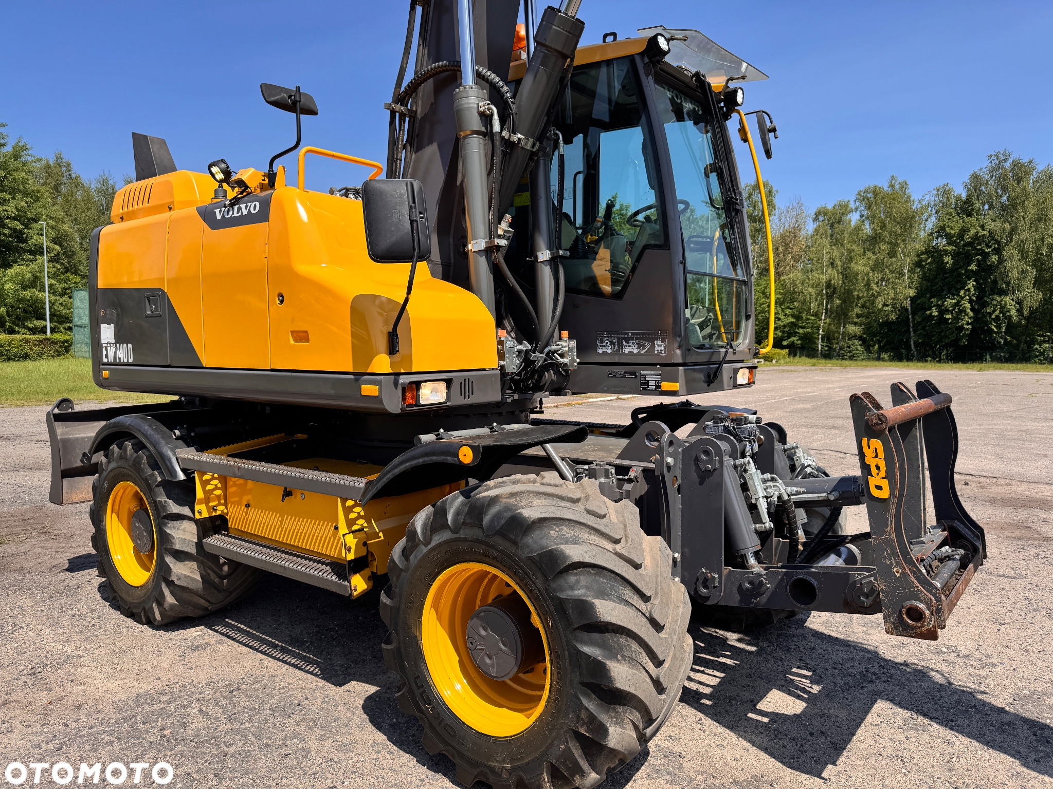 Volvo EW140D - 8
