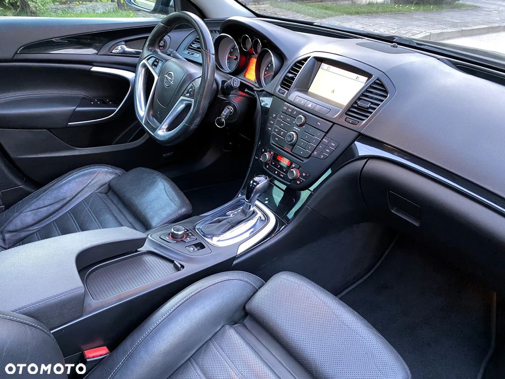 Opel Insignia 2.0 T Cosmo 4x4 - 36