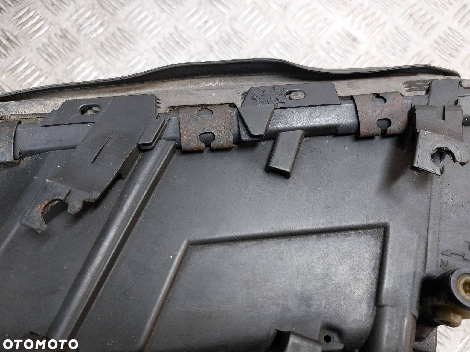 LAMPA LEWY PRZÓD XENON AUDI A8 D2 PRZETWORNICA LAMPA BOSCH 1307329023 - 7