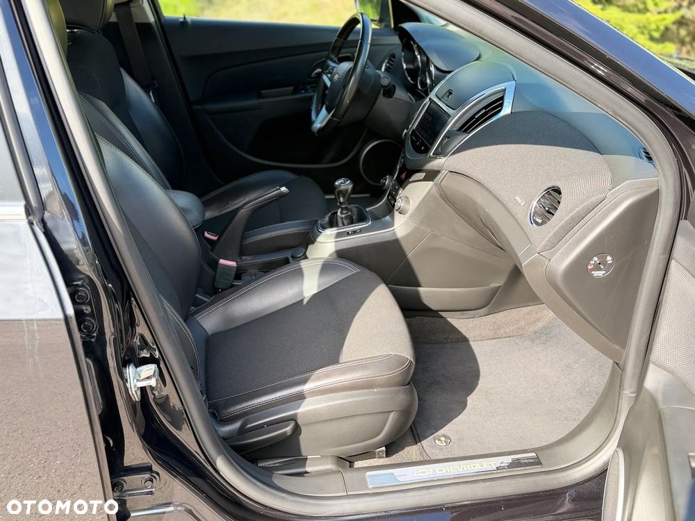 Chevrolet Cruze 1.4T LTZ+ - 4