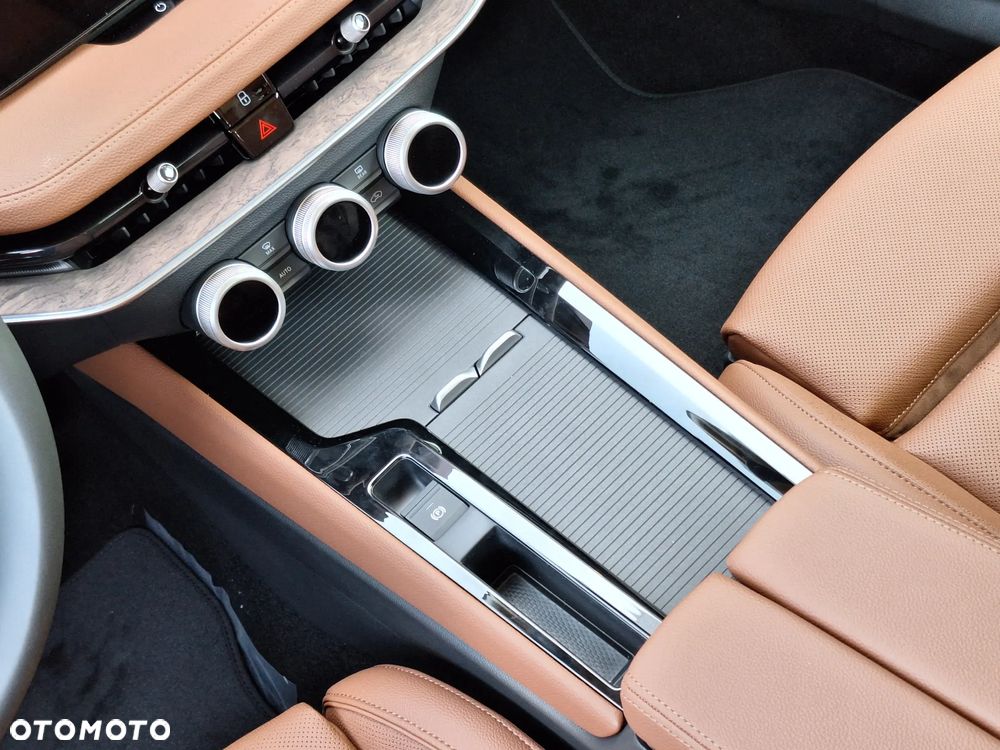 Skoda Superb 2.0 TSI 4x4 L&K DSG - 19