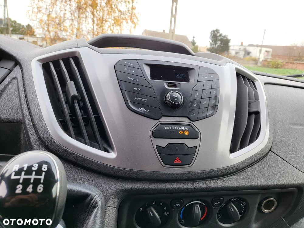 Ford Transit - 9