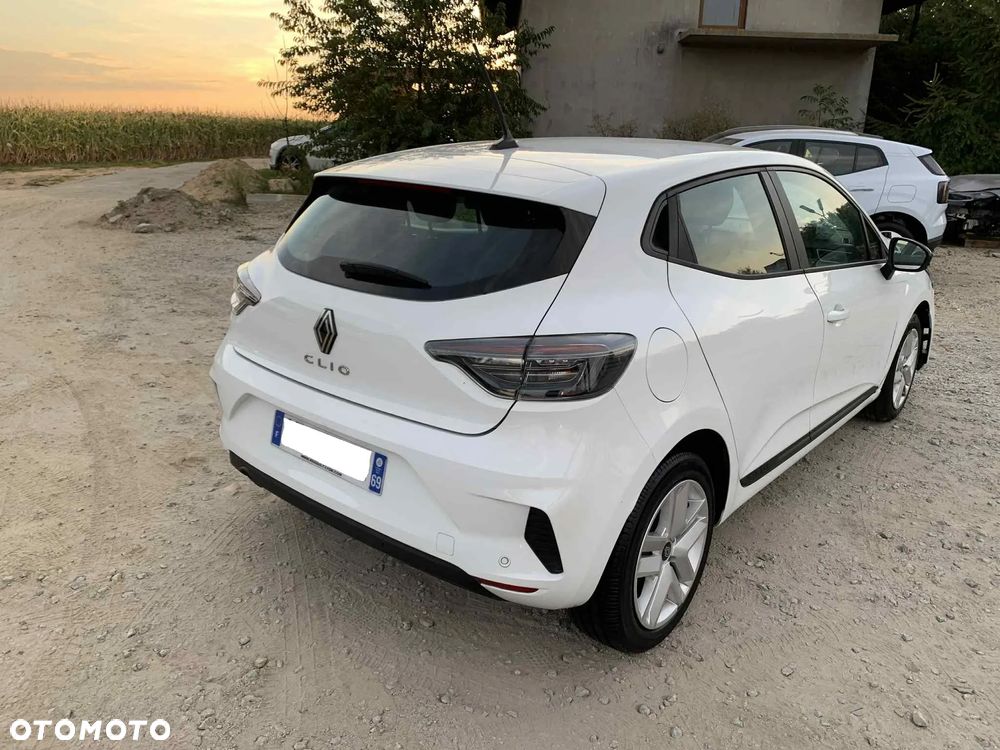 Renault Clio BLUE dCi 100 EVOLUTION - 39