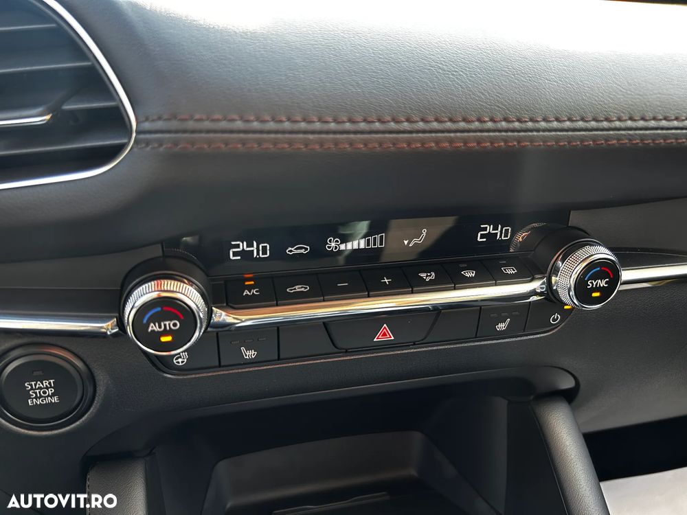 Mazda 3 e-Skyactiv G140 AT MHEV Center-Line - 3