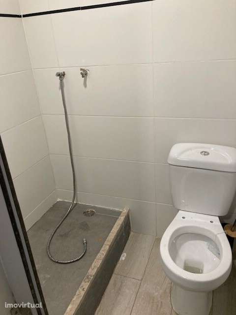 Armazém para arrendar em Massamá - Sintra - Grande imagem: 4/4