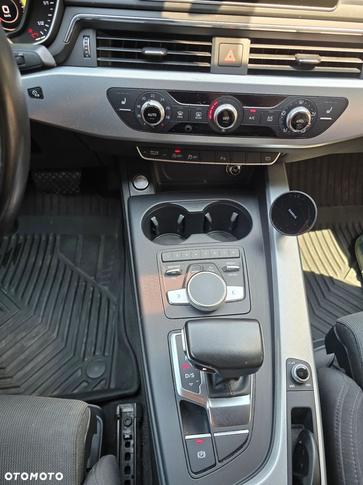 Audi A4 Limousine 2.0 TDI S tronic - 19