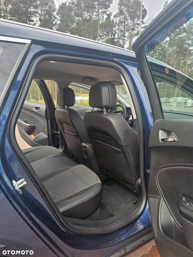 Opel Astra 1.4 Turbo - 14
