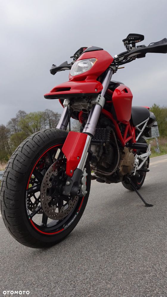 Ducati Hypermotard - 17