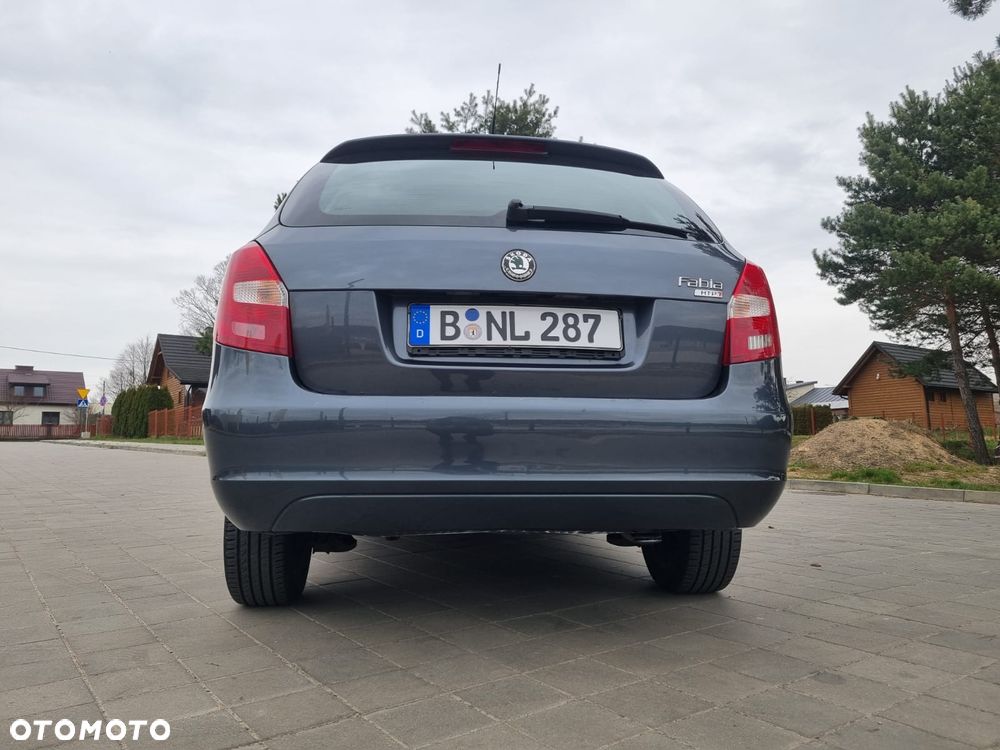 Skoda Fabia 1.2 HTP Comfort - 25