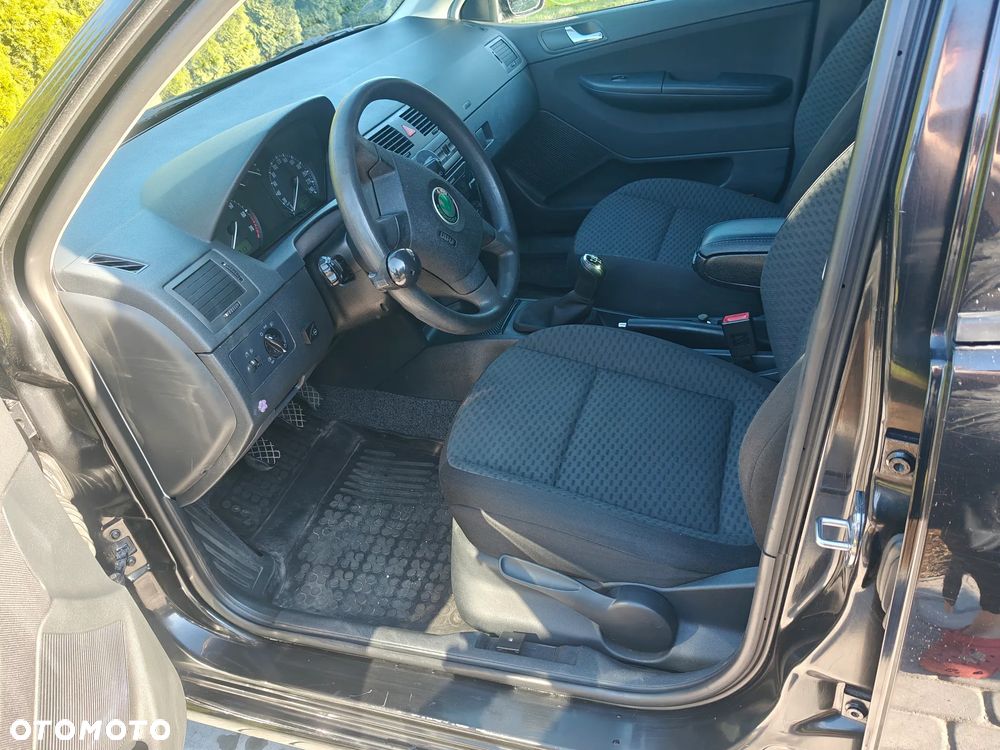 Skoda Fabia - 5
