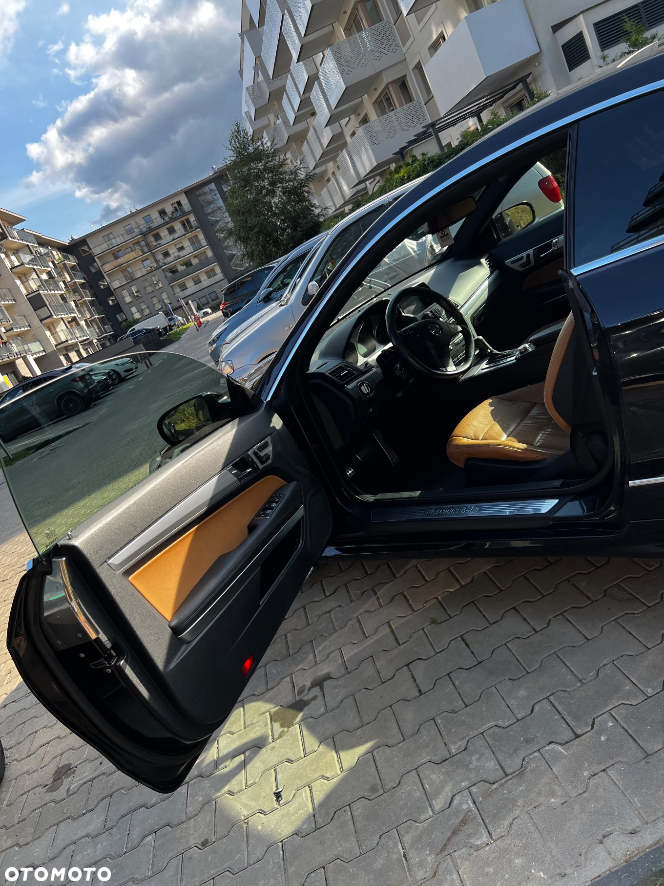 Mercedes-Benz Klasa E 350 CDI BlueEff - 28