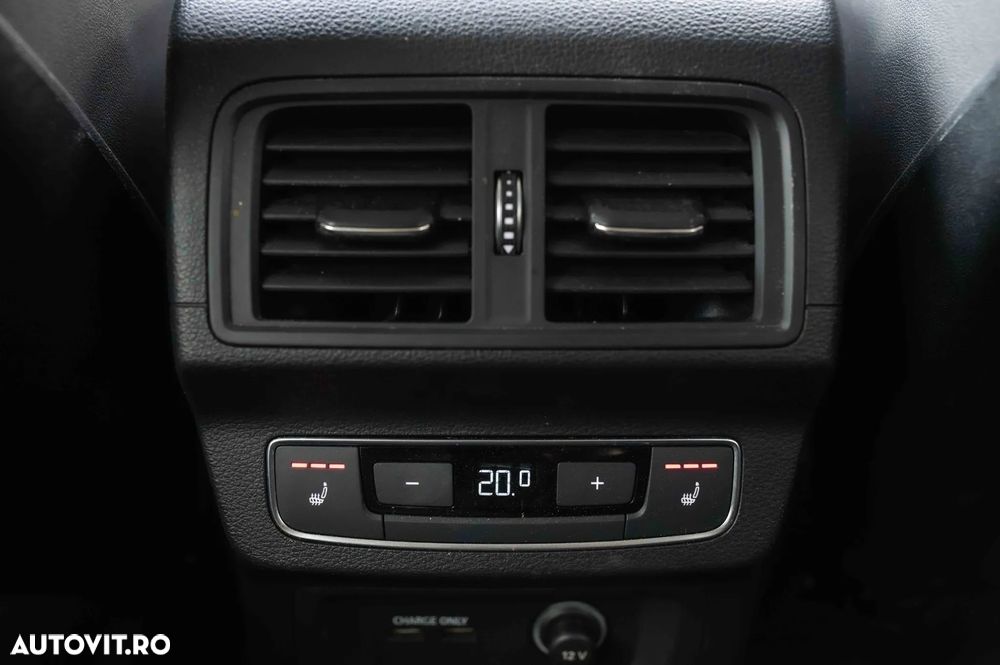 Audi Q5 55 TFSIe quattro S tronic S line - 34