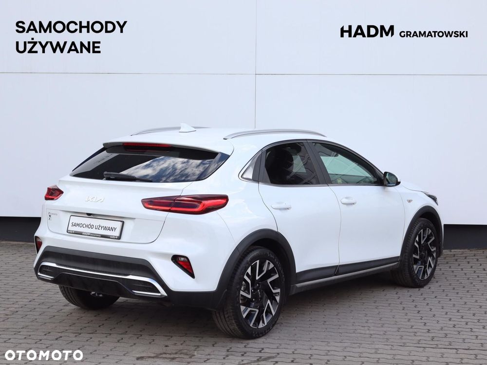 Kia XCeed 1.5 T-GDI M - 2