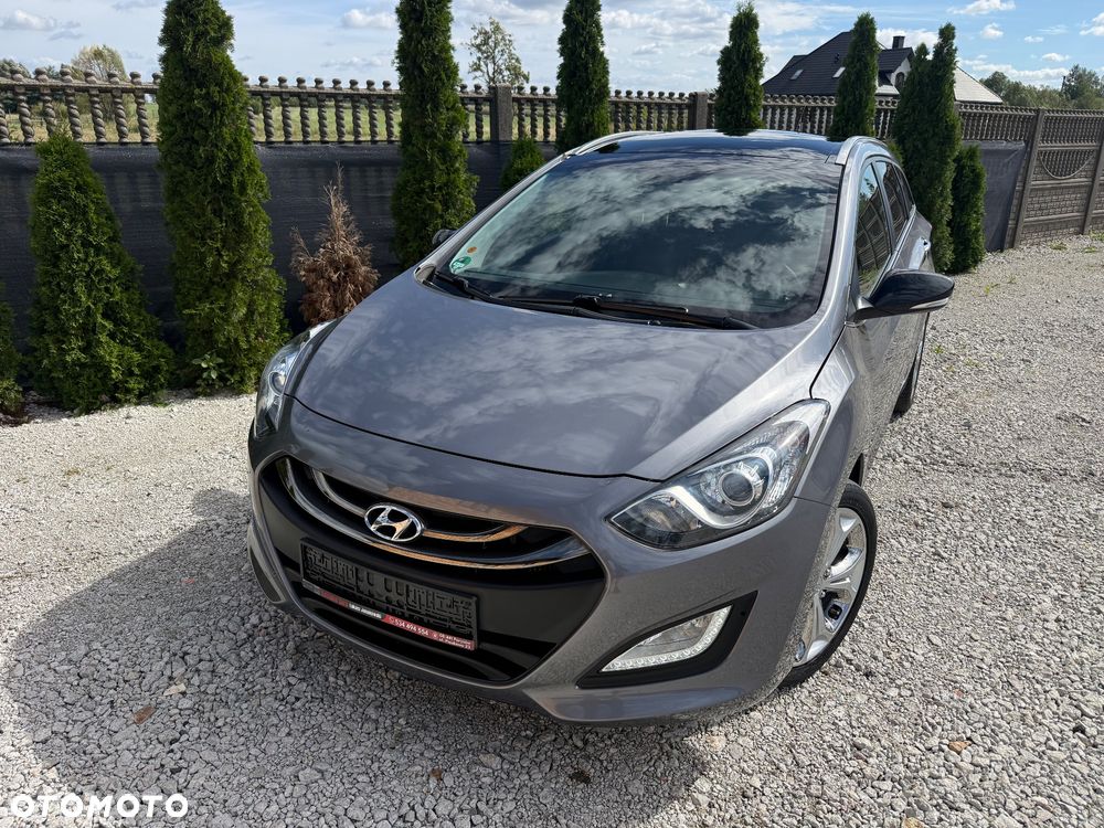 Hyundai i30 blue 1.6 CRDi YES Gold - 4