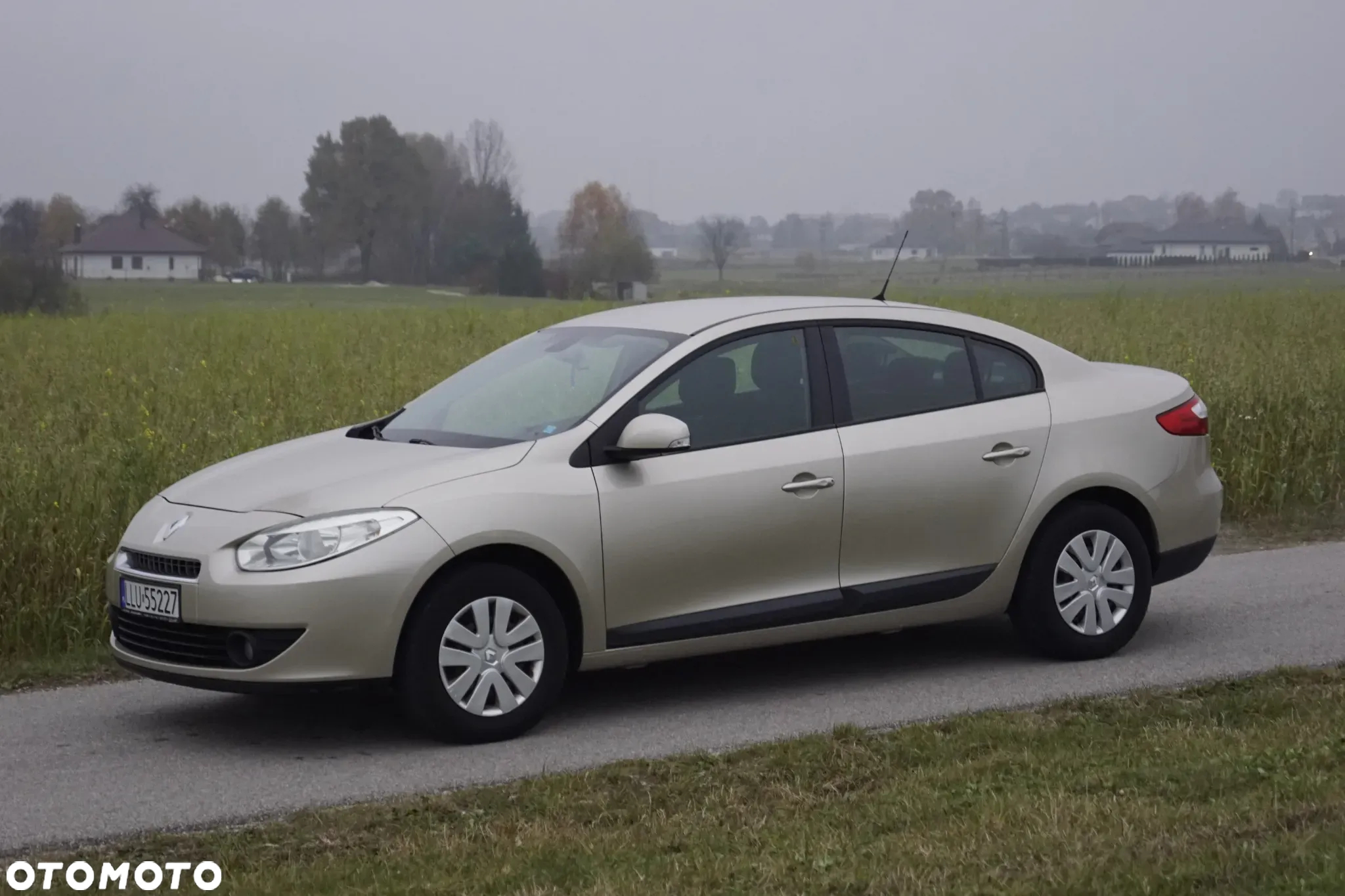 Renault Fluence 1.6 16V Expression Euro5 - 6