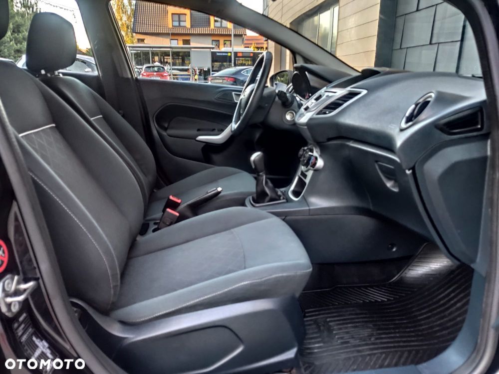 Ford Fiesta 1.4 Trend EU5 - 7